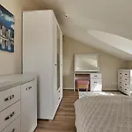 Apartament 3-bedroom Penthouse With Sauna In Old Town