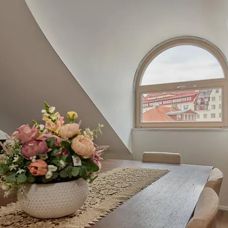 Charming Penthouse With Sauna In Old Town Apartman Tallinn