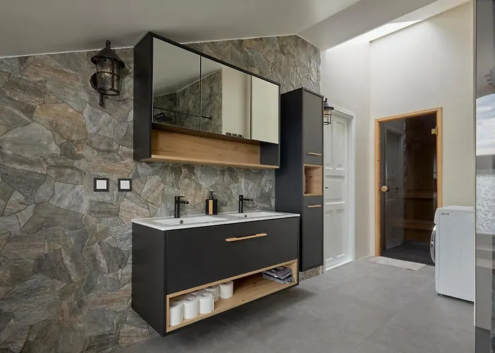 Charming Penthouse With Sauna In Old Town Apartman Tallinn