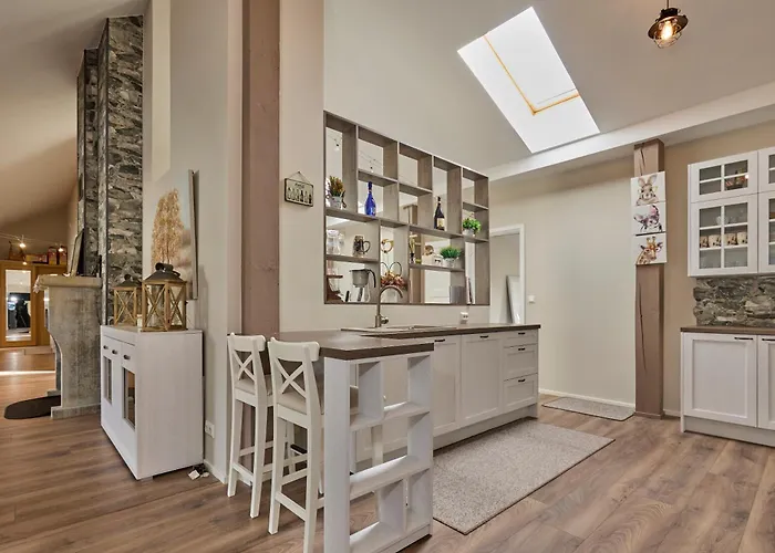 Apartament Charming Penthouse With Sauna In Old Town