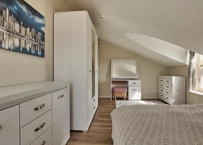 Apartman Charming Penthouse With Sauna In Old Town