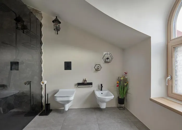 Apartman Charming Penthouse With Sauna In Old Town *