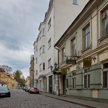 3-bedroom Penthouse With Sauna In Old Town