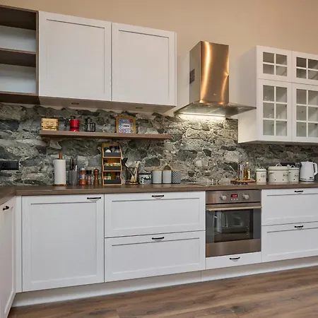Charming Penthouse With Sauna In Old Town Apartment